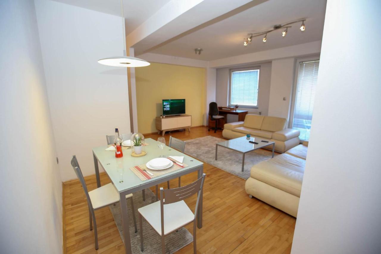 Milica Apartments Skopje Eksteriør bilde